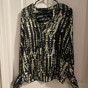 Banana Republic size L long sleeve printed top
